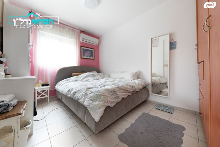 דירה, אהרון חג'ג', נאות בן גוריון, יבנה