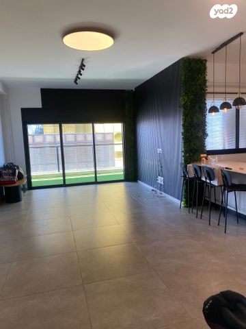 דירה, הקוממיות 16, דרום חדש, פארק הים, בת ים