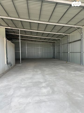 מבני תעשיה, באר טוביה