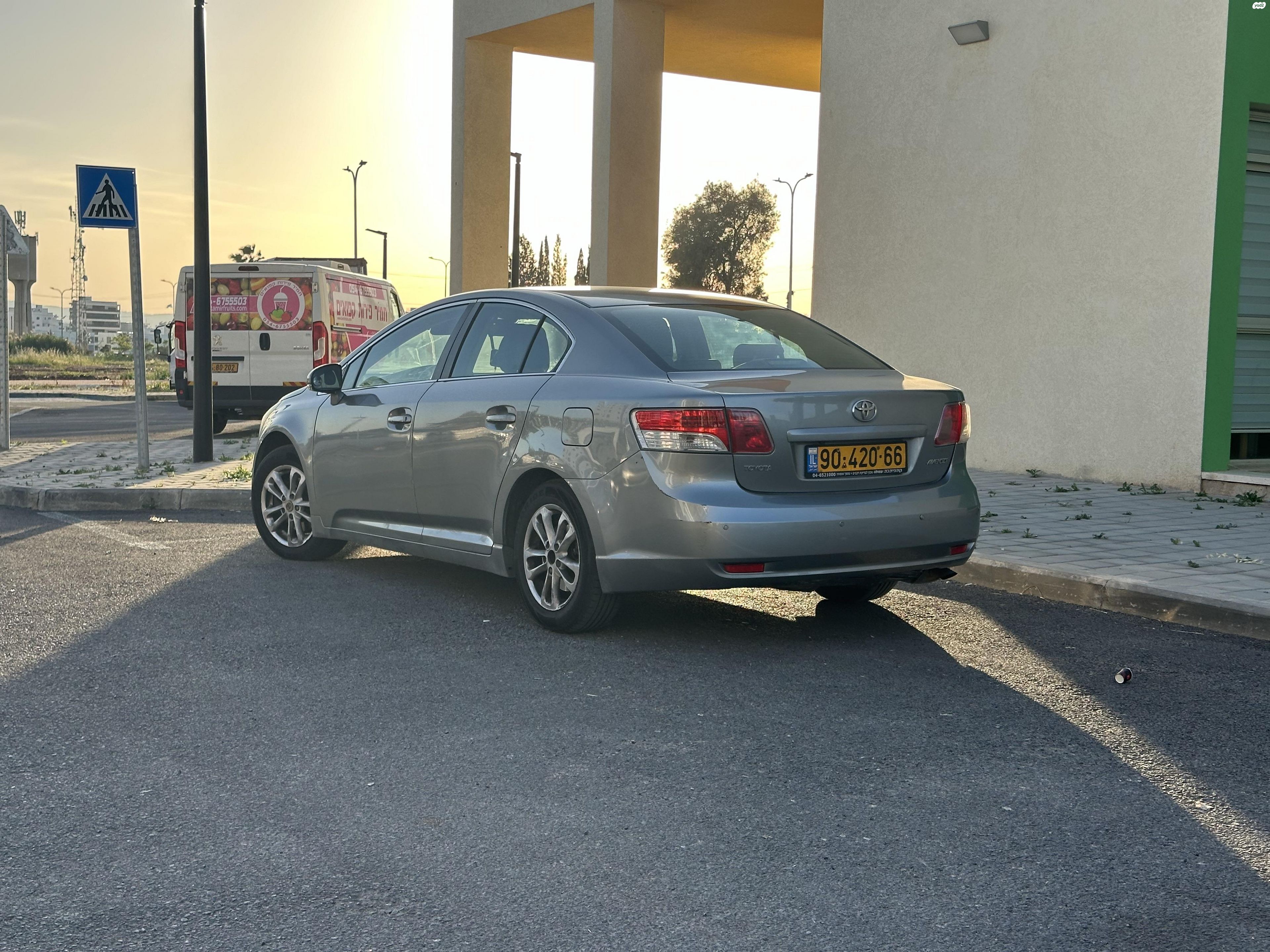 מודעת רכב טויוטה אוונסיס