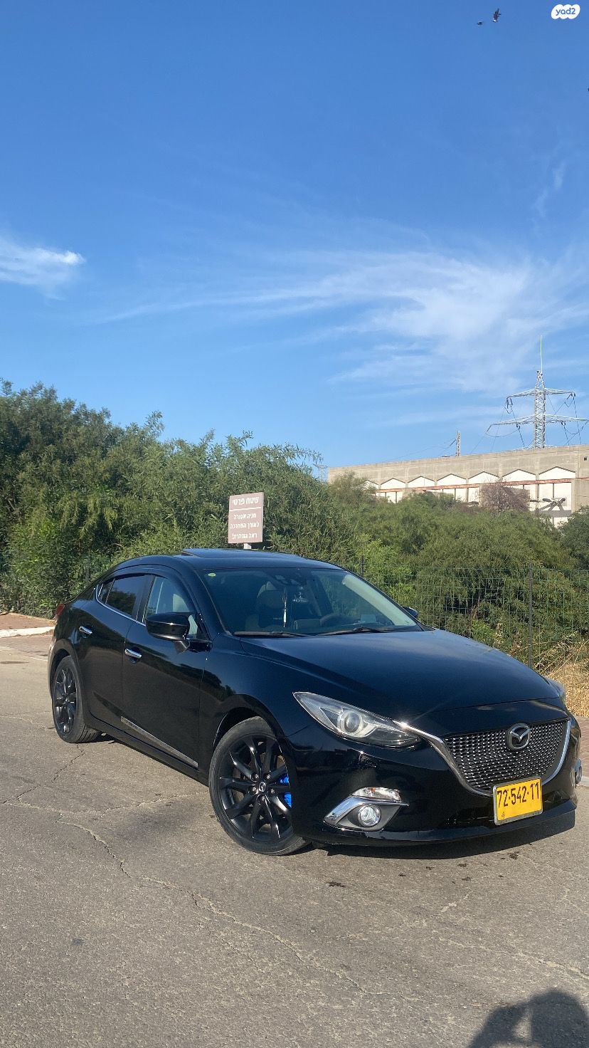 מודעת רכב מאזדה 3