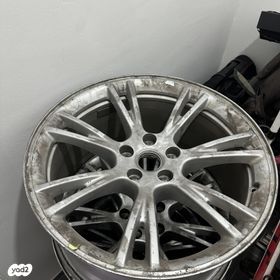 feedItemObj.data.row_1