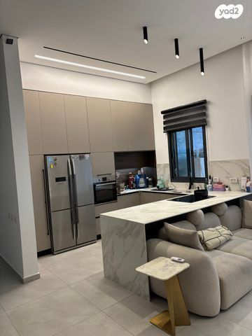 דירת גן, אריאל שרון 2, נווה שרון / שער העיר, נתיבות