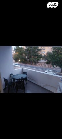 הצאלים 17