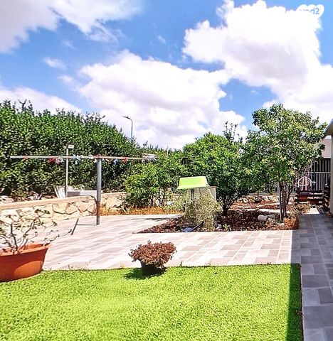 דו משפחתי, יהלום, נעלה, נעלה