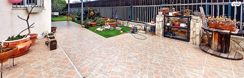 דו משפחתי, יהלום, נעלה, נעלה