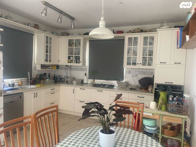 דירה, כיכר מלאכי הנביא, הנביאים, מודיעין מכבים רעות