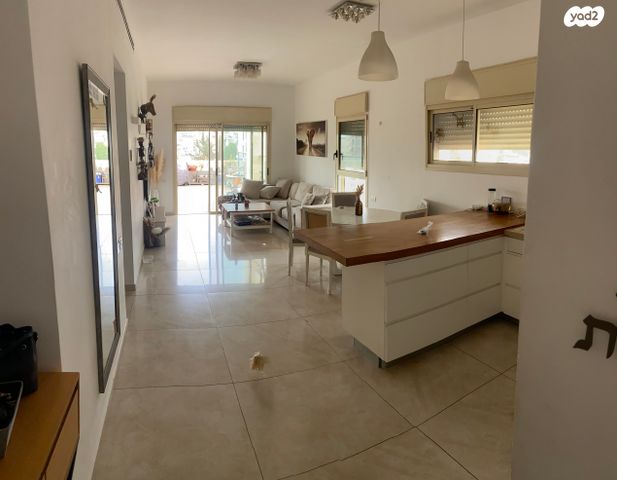 דירה, שדרות ירושלים, יד לבנים, רמת גן