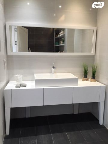 דירה, שדרות ירושלים, הקריה מע"ר, אשדוד