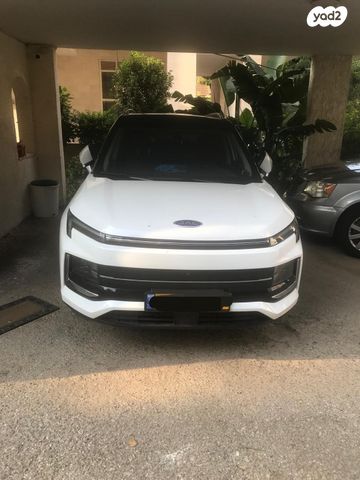 מודעת רכב ג׳יי.איי.סי E-JS4