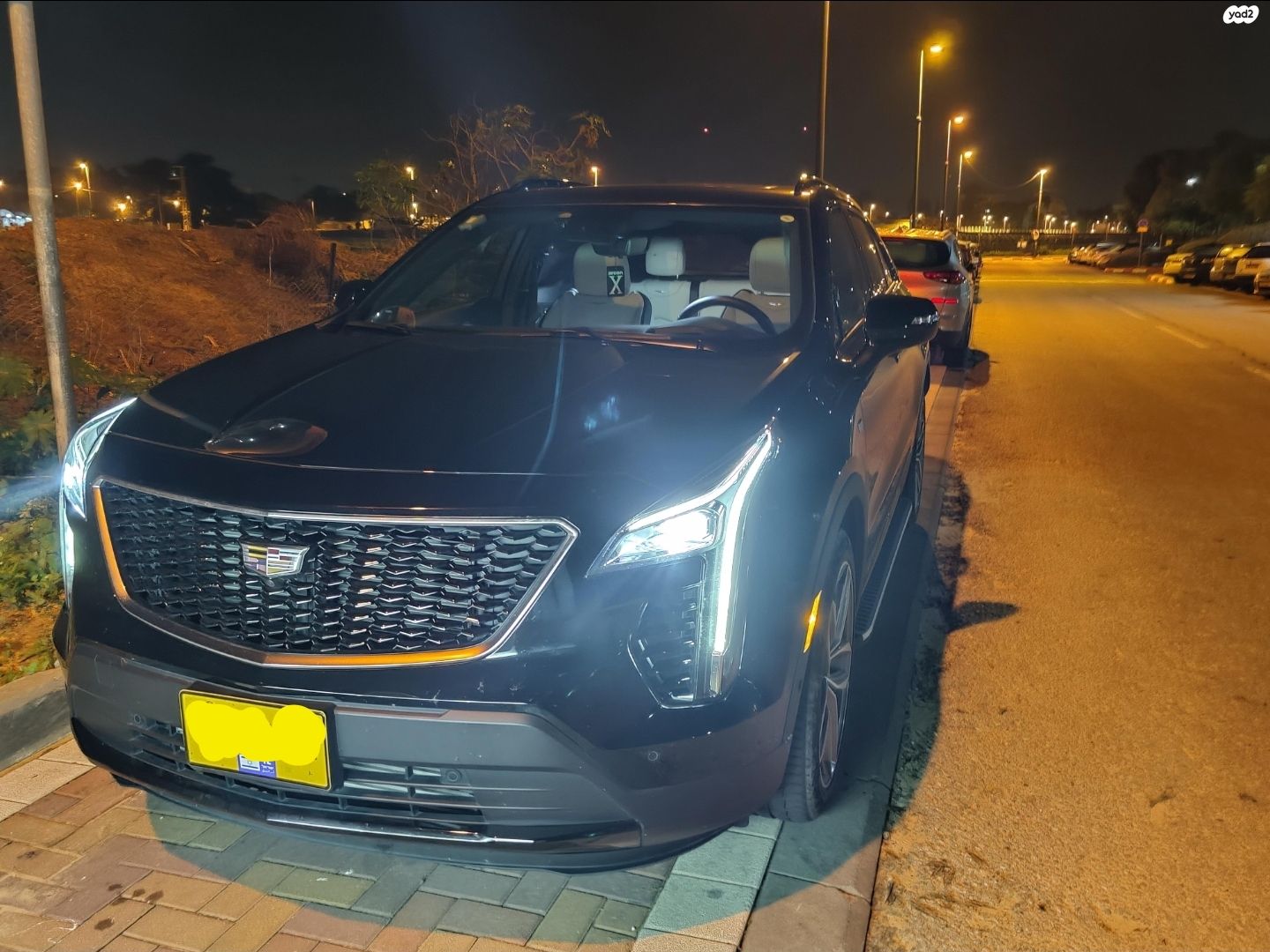 מודעת רכב קאדילק XT4