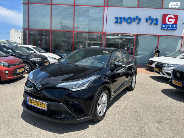 מודעת רכב טויוטה C-HR