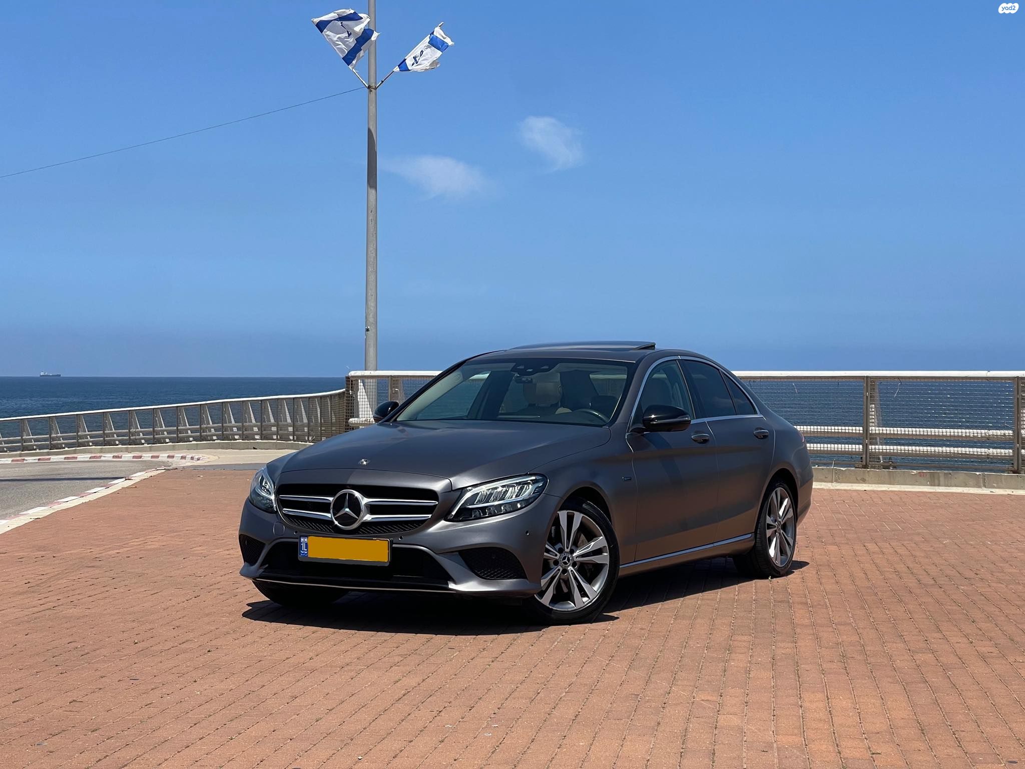 מודעת רכב מרצדס-בנץ C-class
