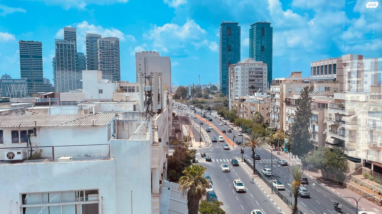 הבונים 6