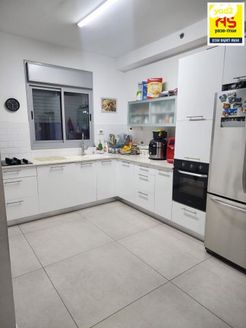 דירה, שדרות הציונות, ברנע, אשקלון