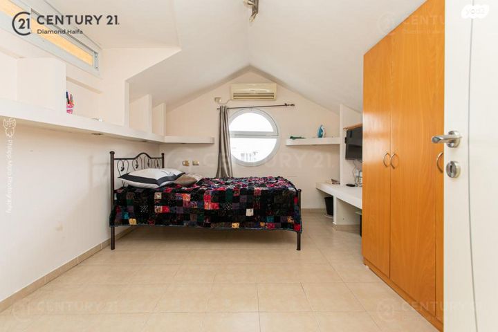 דופלקס, זאב שוהם, נעמ"ת, חיפה