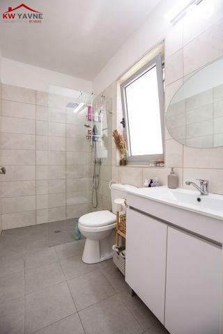 דירת גן, ש"י עגנון, נאות שמיר, יבנה