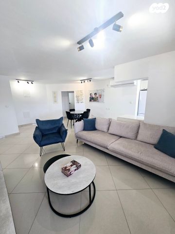 דירה, חטיבת הראל, נאות יצחק, לוד