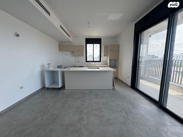 גג/ פנטהאוז, רמת השרון