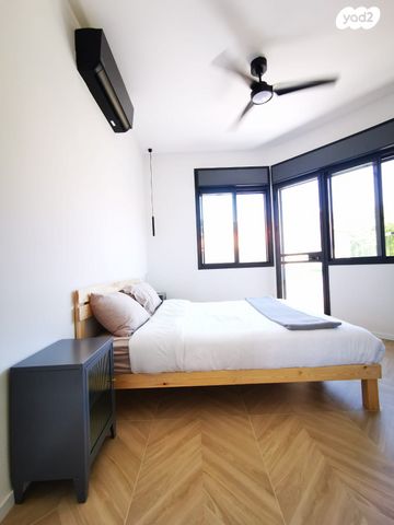 דירה, הרב שלום שבזי, נחלאות, שערי חסד, ירושלים