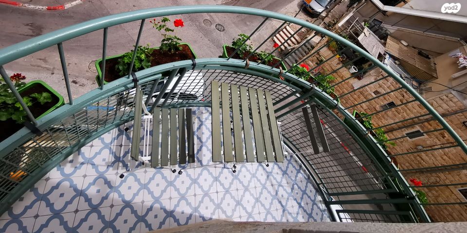 דירה, הרב שלום שבזי, נחלאות, שערי חסד, ירושלים