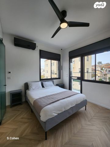 דירה, הרב שלום שבזי, נחלאות, שערי חסד, ירושלים