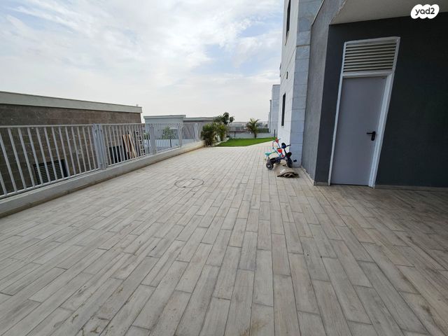 דירת גן, ערד