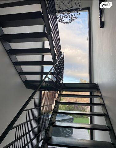 בית פרטי/ קוטג', מיתר / כרמית