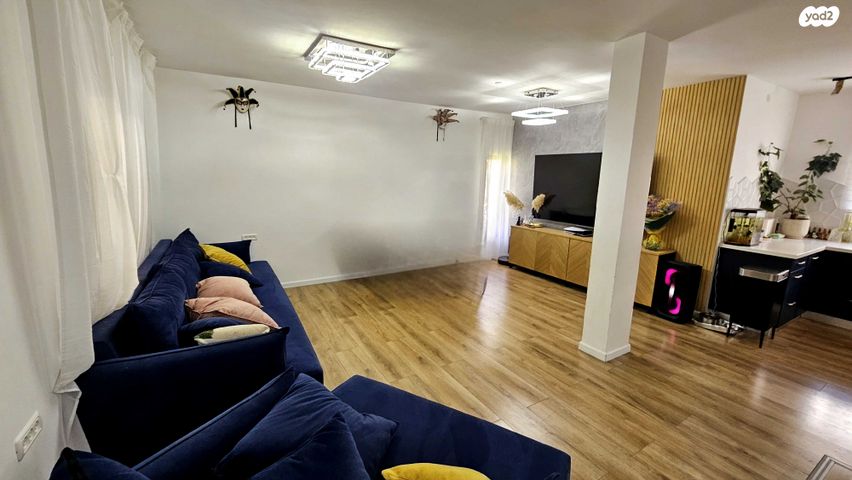 בית פרטי/ קוטג', מיתר / כרמית