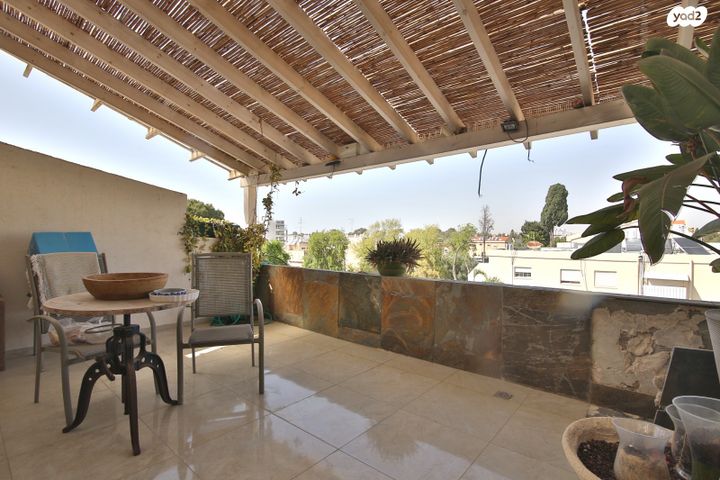 גג/ פנטהאוז, הנוטר, קרית חיים מזרחית, חיפה