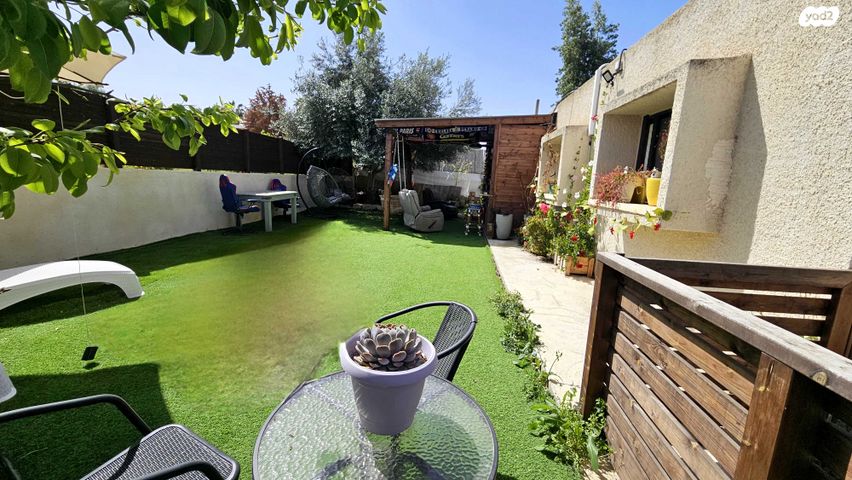 בית פרטי/ קוטג', מיתר / כרמית