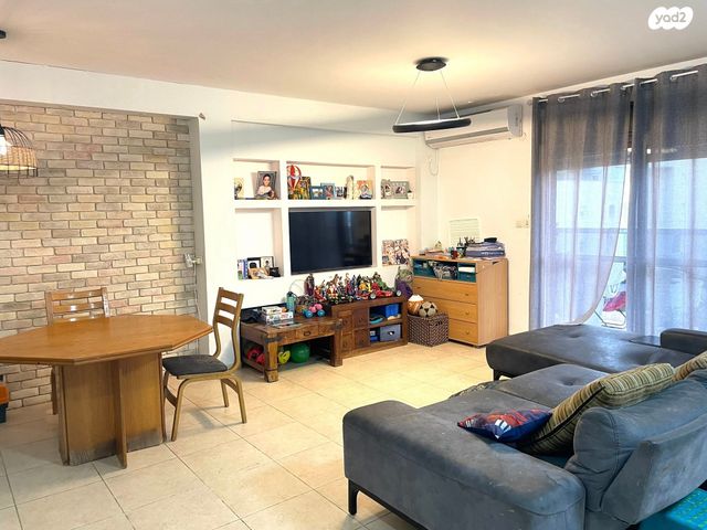 דירה, כרמיאל