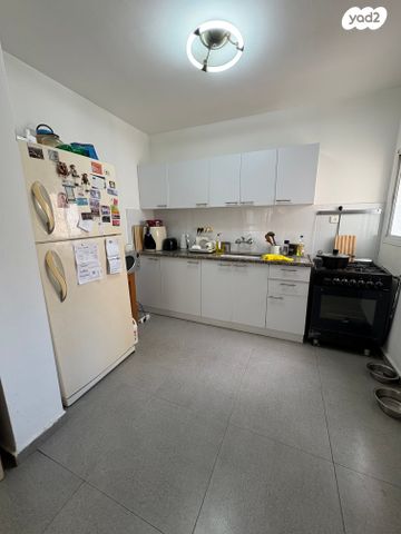 ח.מ. שפירא 76