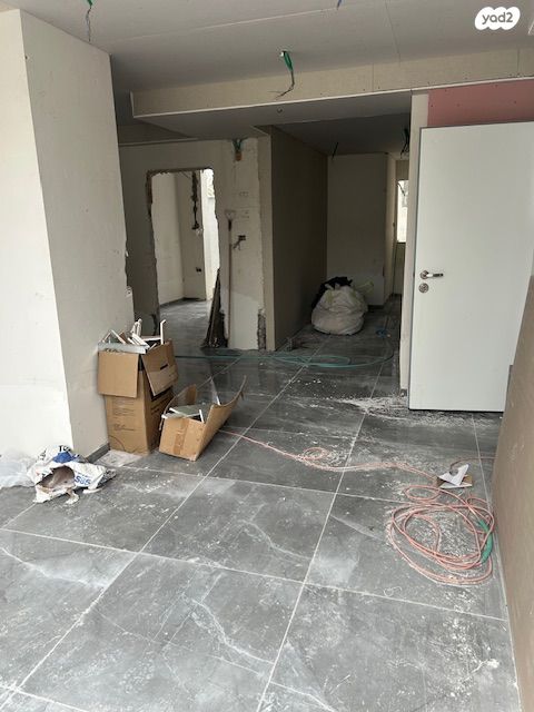 דירת גן, מבוא הכרכום, רובע ח', אשדוד