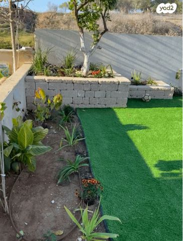 בית פרטי/ קוטג', מיתר / כרמית