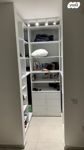 דירת גן, הרבי מלובאוויטש 19, השחר, דימונה