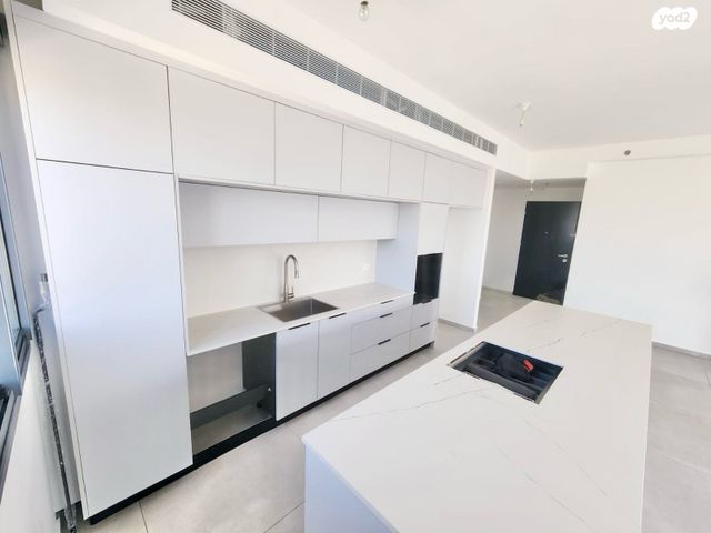 גג/ פנטהאוז, הרצליה