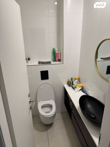 דירה, דרך זאב ז'בוטינסקי 16, רמת גן