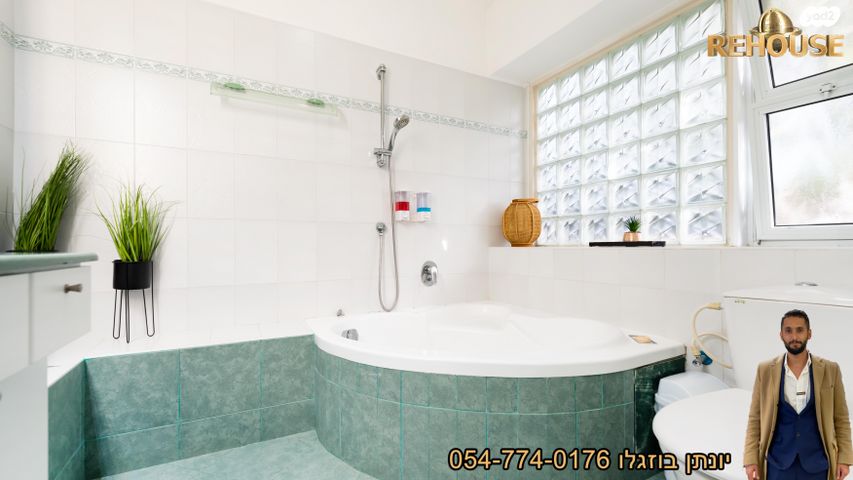 בית פרטי/ קוטג', שביל הגפן, בת הדר, בת הדר