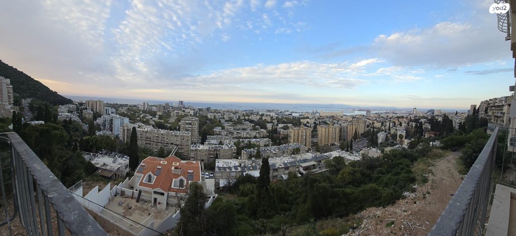 עבאס 