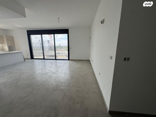 גג/ פנטהאוז, רמת השרון