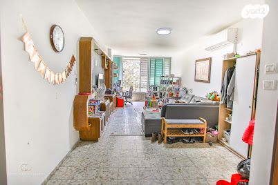 דירה, שקדיה, שכונת גפן, רמת גן