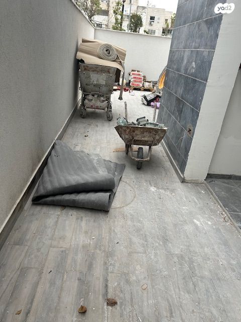 דירת גן, מבוא הכרכום, רובע ח', אשדוד