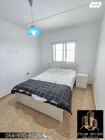 דירה, יהודה בורלא, עכו