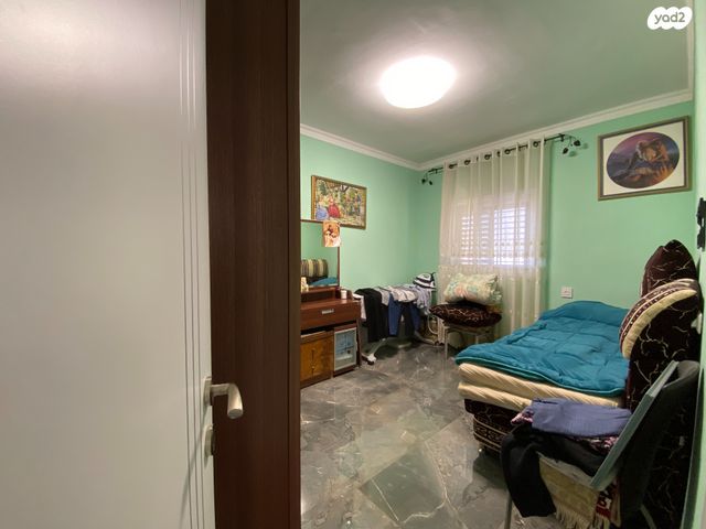 דירה, שדרות גלוסקין, ב' / צפון מערב העיר, רחובות