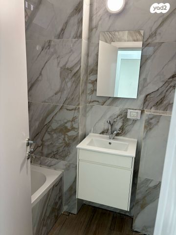 דירה, עליית הנוער, גבעת המורה, עפולה