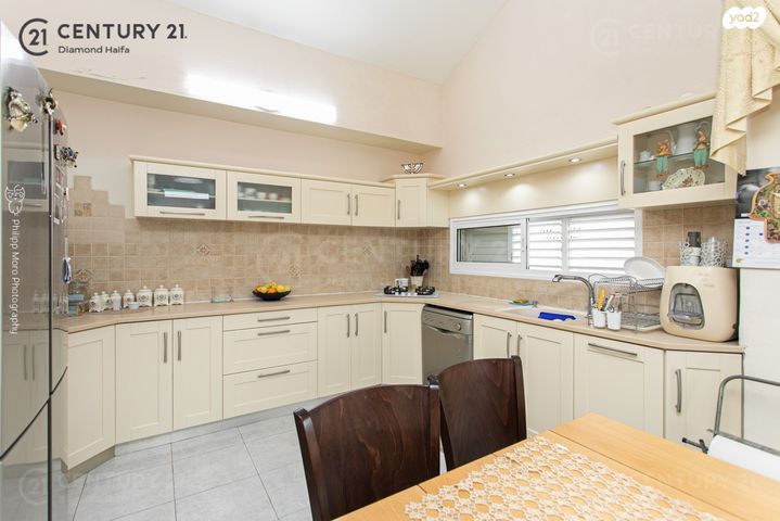 דופלקס, זאב שוהם, נעמ"ת, חיפה