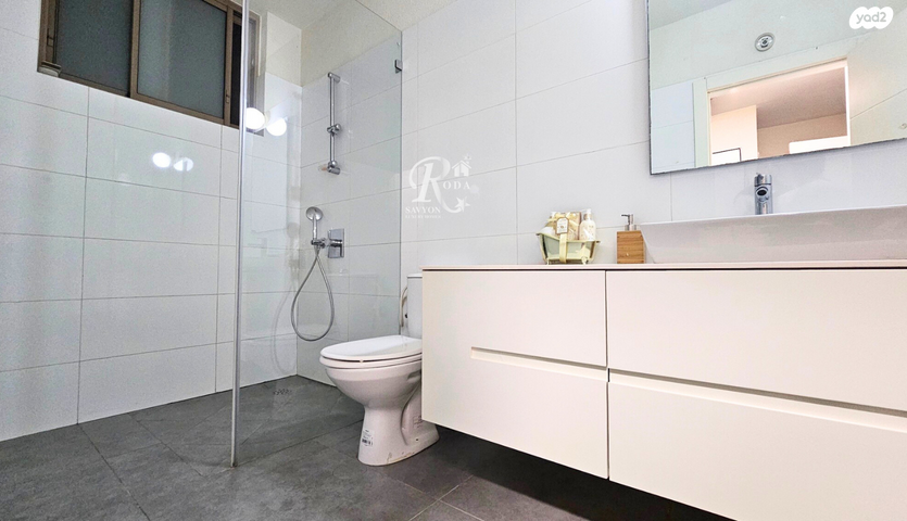 בית פרטי/ קוטג', סביון