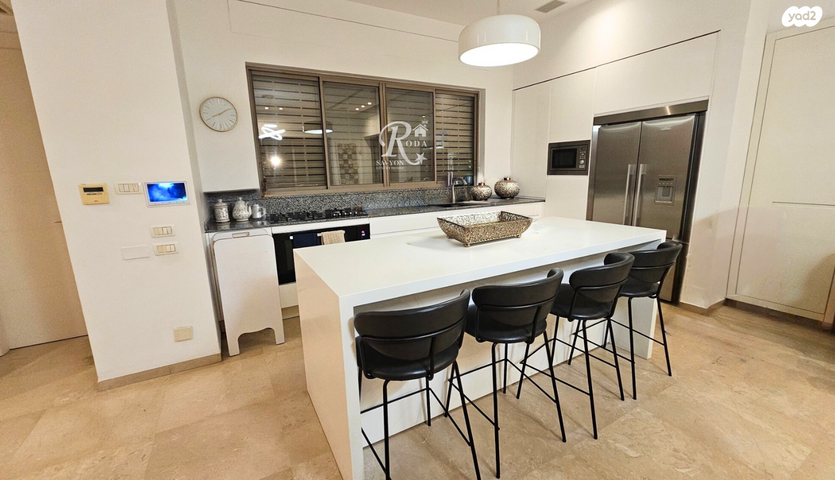 בית פרטי/ קוטג', סביון