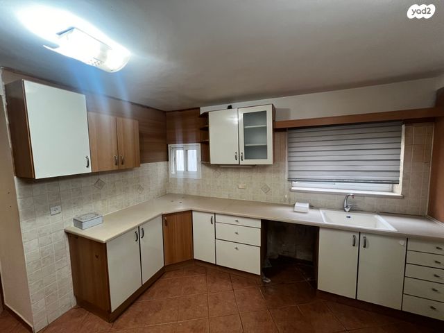 קיבוץ גלויות 